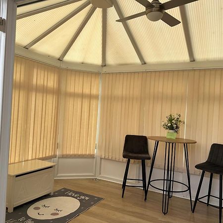 Fresh, Fully Equipped Modern House Can Sleep 5 Kiveton Park 外观 照片