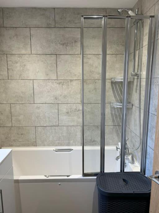 Fresh, Fully Equipped Modern House Can Sleep 5 Kiveton Park 外观 照片