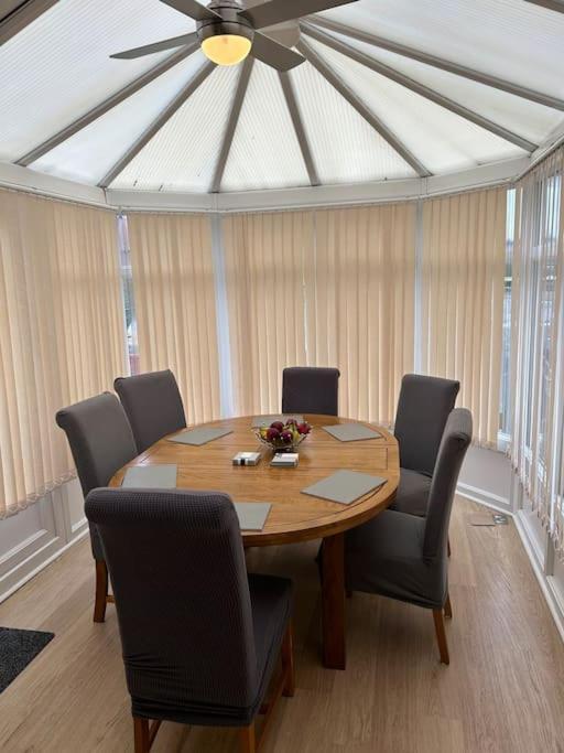 Fresh, Fully Equipped Modern House Can Sleep 5 Kiveton Park 外观 照片