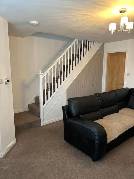Fresh, Fully Equipped Modern House Can Sleep 5 Kiveton Park 外观 照片